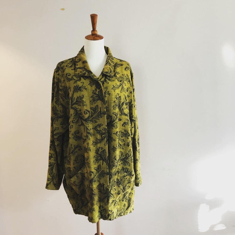 Junonia Long Button Up Jacket Green